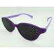 Foto chica del modelo 102 - Visiontrainer: Lentes reticulares, estenopeicos, anteojos, ejercicios visuales.