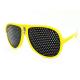 Foto chica del modelo 8387 - Visiontrainer: Lentes reticulares, estenopeicos, anteojos, ejercicios visuales.